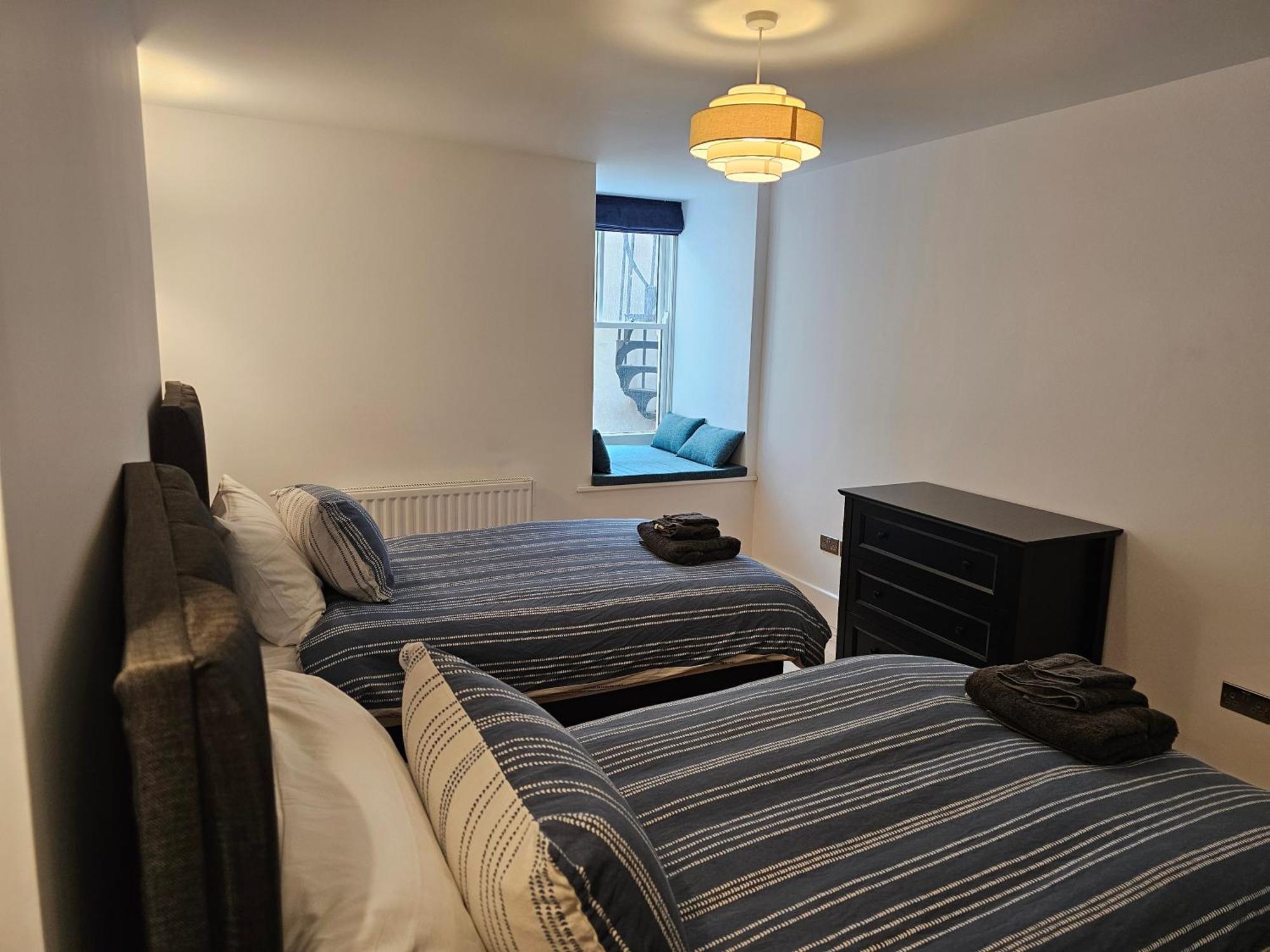 Spacious Modern 2-Bed Parking & Wi-Fi & 65"Oled Μπρίστολ Εξωτερικό φωτογραφία